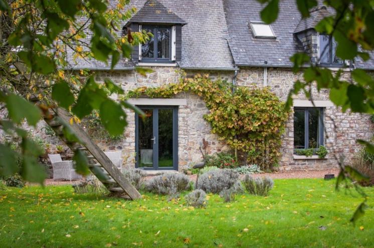 L'Hotie De Broceliande, Au Coeur Des Sites Naturels Et Legendaires Paimpont Exteriér fotografie